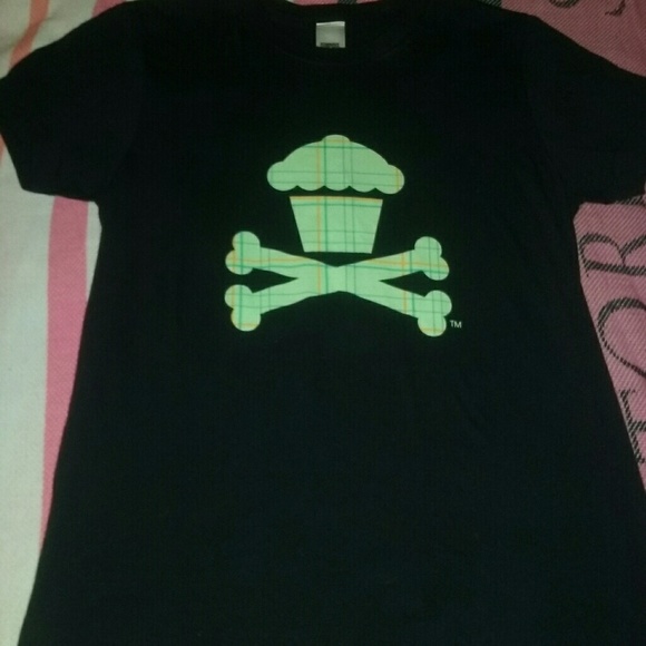 NWOT Johnny Cupcakes Small Tee,Adorable! - Picture 4 of 8